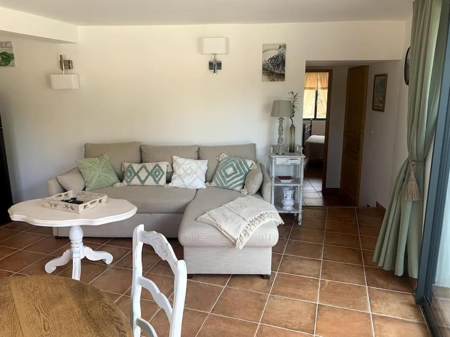 Appartement Bas De Maison Lavilledieu  Kültér fotó